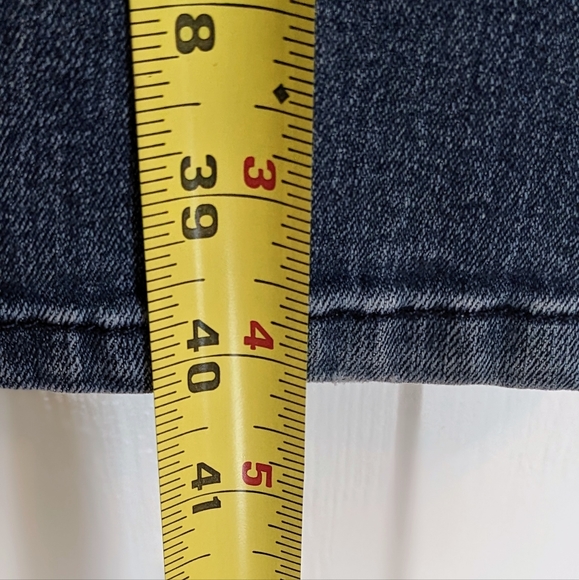 Gloria Vanderbilt Amanda Straight Leg Blue Demin Jeans Size 14 Missy - Picture 7 of 12